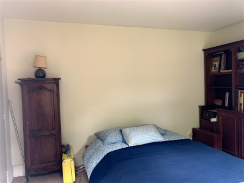 Maison atypique de plain pied en centre ville avec jardin