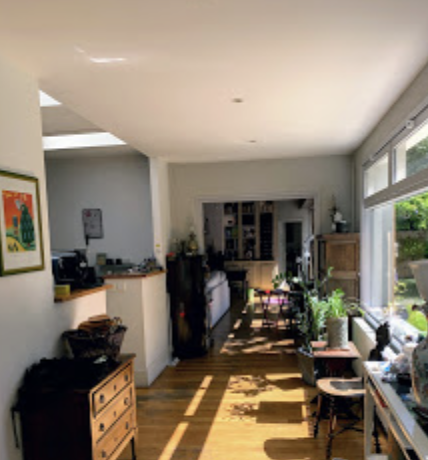 Maison atypique de plain pied en centre ville avec jardin