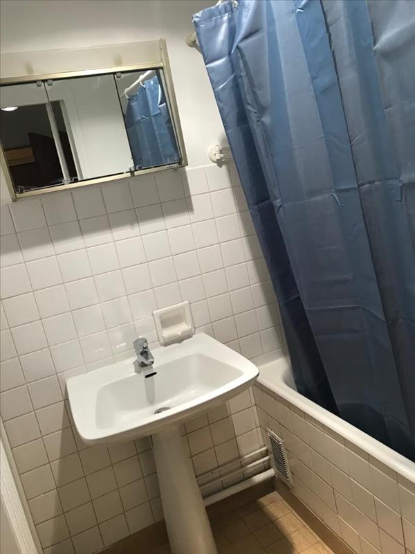 Appartement meublé - 4ème étage - 26 m² - 1 pièce