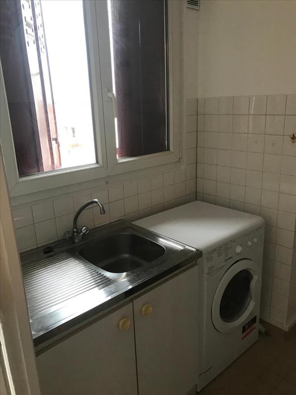 Appartement meublé - 4ème étage - 26 m² - 1 pièce
