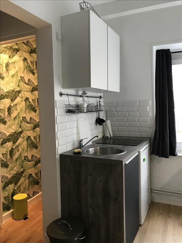 LILLE Studio meublé - 1er étage - 17 m2 
