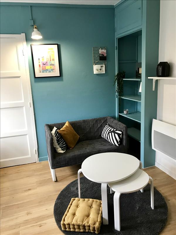 LILLE Studio meublé - 1er étage - 17 m2 